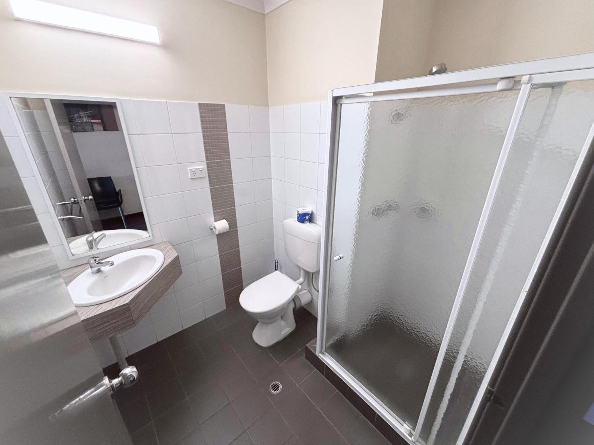 Prince Of Wales Hotel, Bunbury Bilik gambar